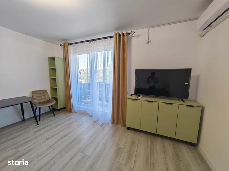 Apartament cu 2 camere decomandat în Apărătorii Patriei