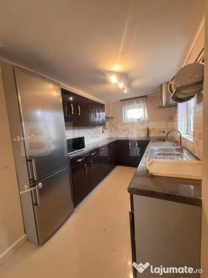 Casă cu 3 camere cu Teren 1300 Mp în Central
