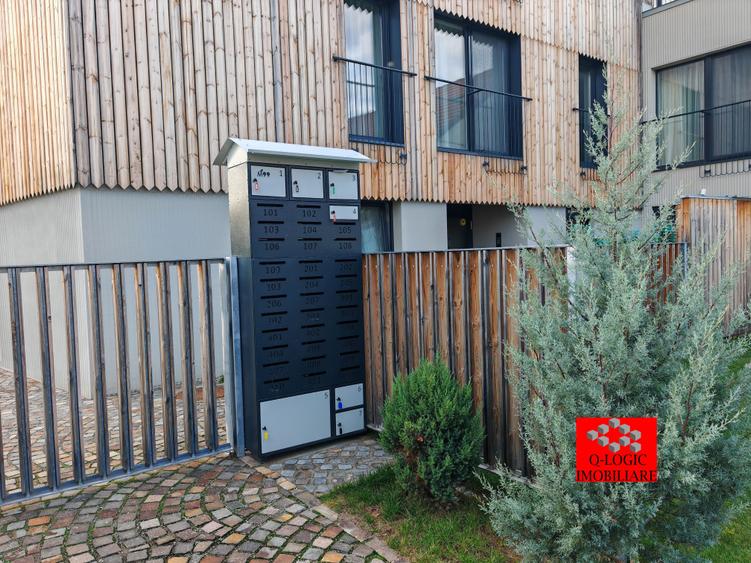 Apartament cu 3 camere semidecomandat în Central
