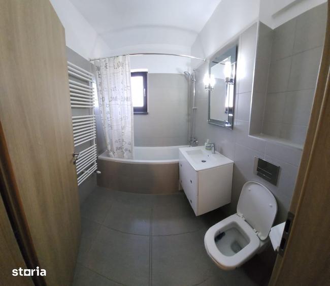 Apartament cu 3 camere în Calea București