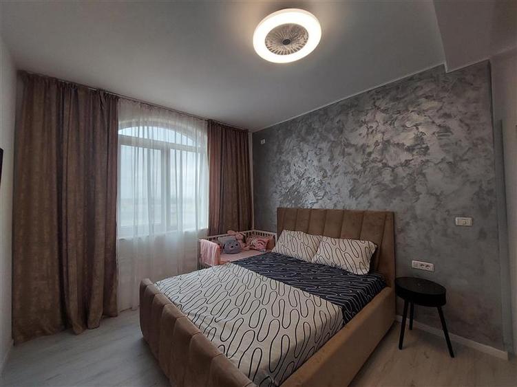 Casă cu 5 camere cu Canalizare în Vladimirescu