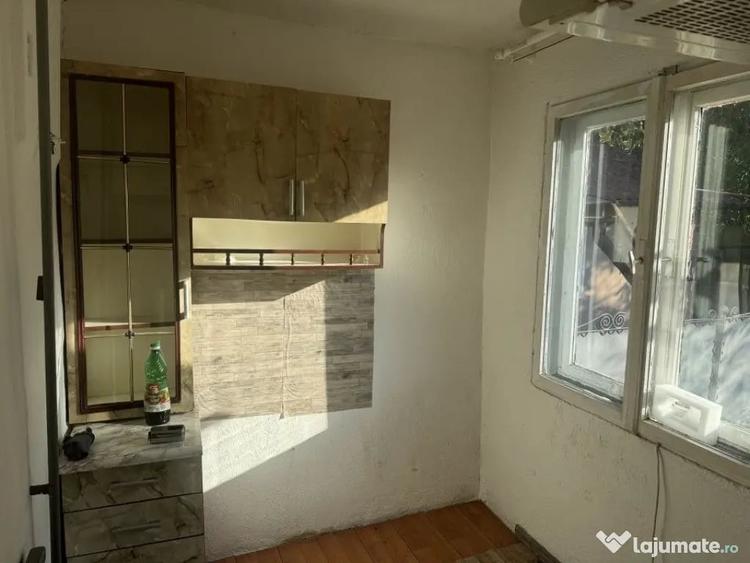 Casă cu 3 camere cu Teren 650 Mp în Central