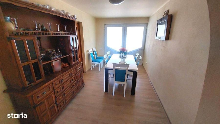 Gospodarie, casa cu 5 camere si 8272 mp teren, in Oarda - 16
