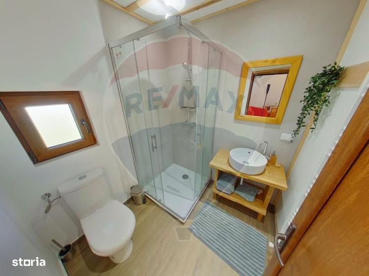 Casă cu 3 camere în Sarasău