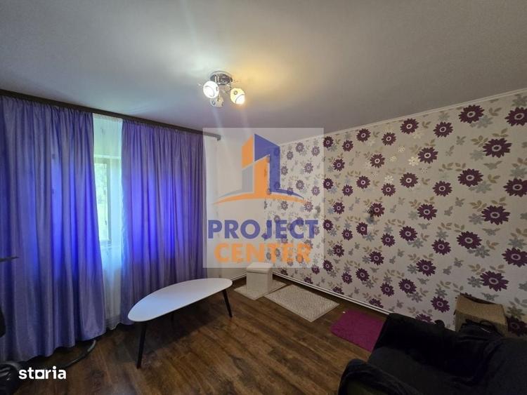 Casă cu 4 camere în Păduroiu din Vale