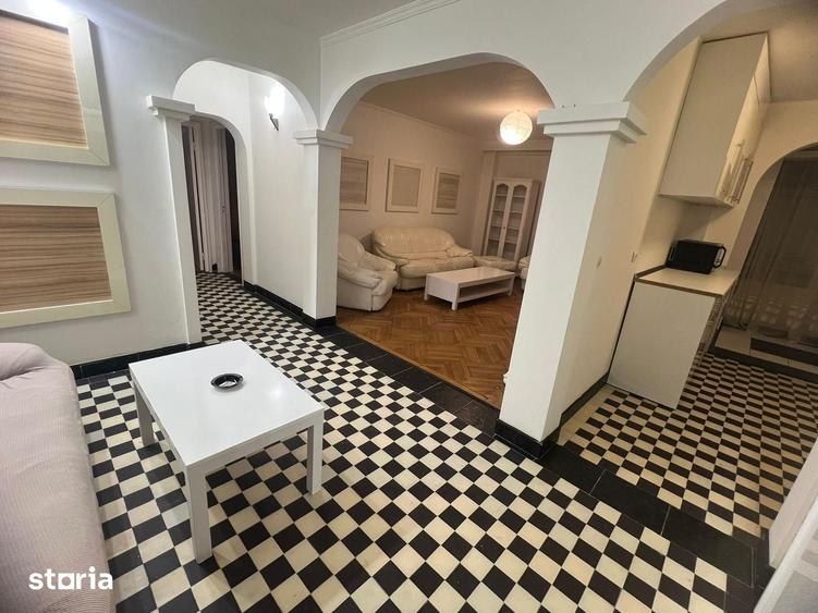 Apartament 3 camere, ultracentral, cu balcon, Pitesti - 2