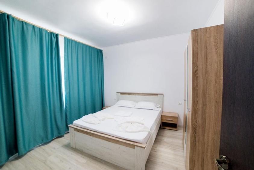 Casă individuală cu 5 camere cu Canalizare în Nord-Vest