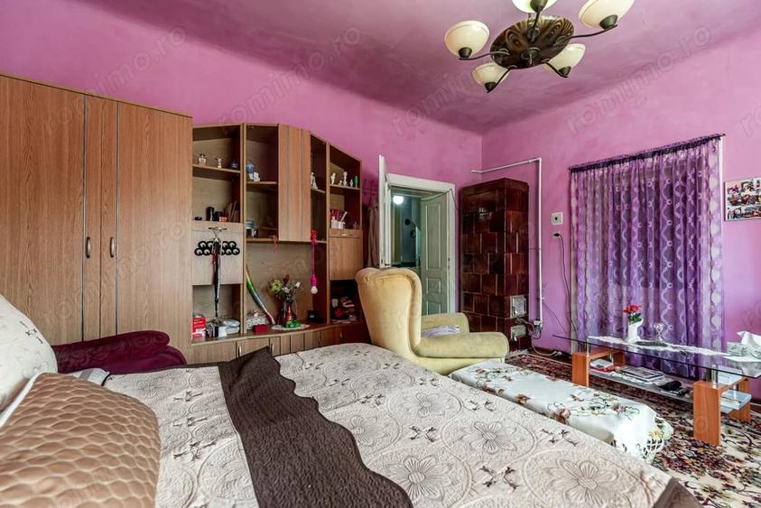 Casă cu 3 camere cu Teren 330 Mp în Central