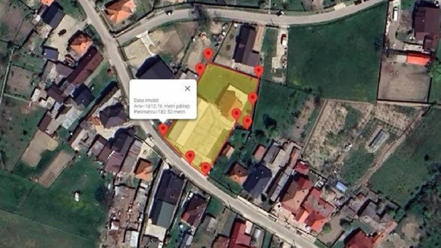 Casă individuală cu 4 camere cu Teren 1812 Mp în Stâlpeni