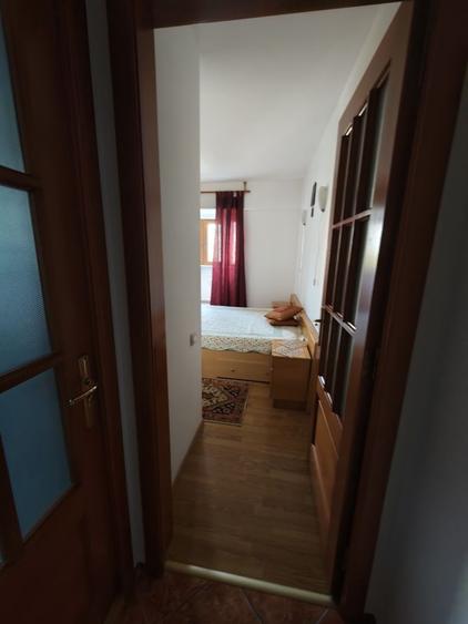 Apartament cu 3 camere decomandat, mobilat în Parcul Circului