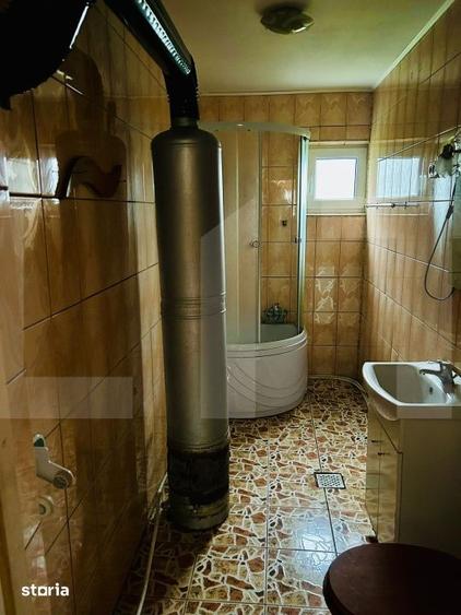 Casă cu 3 camere cu Teren 1900 Mp în Central