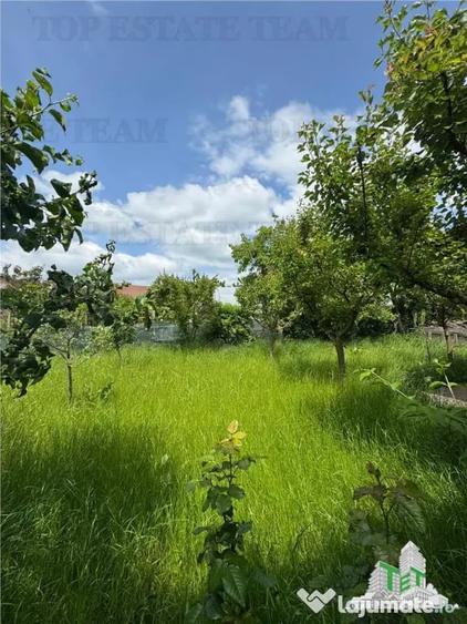 Casă cu 13 camere cu Teren 850 Mp în 23 August