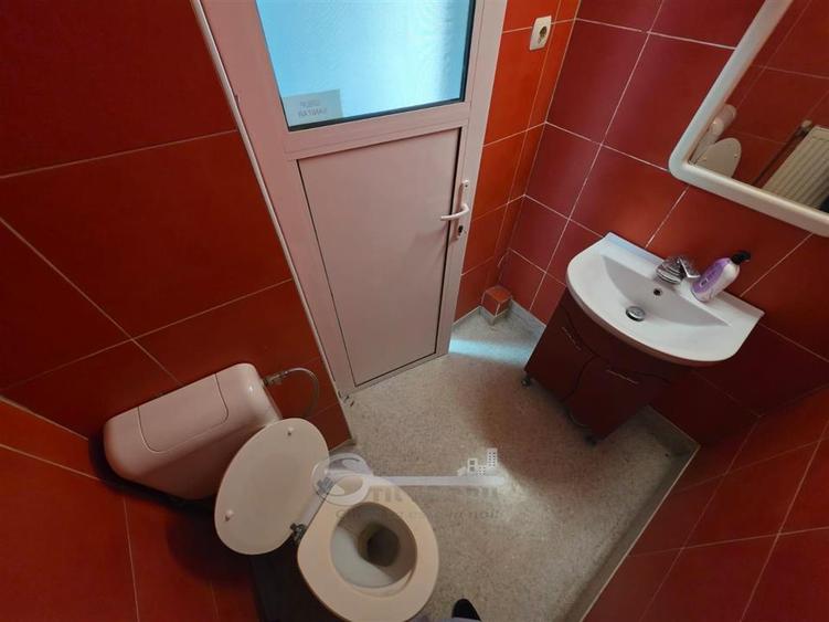 Birou, de 35 mp, în Gară