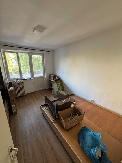 Apartament cu 2 camere semidecomandat în Rogerius