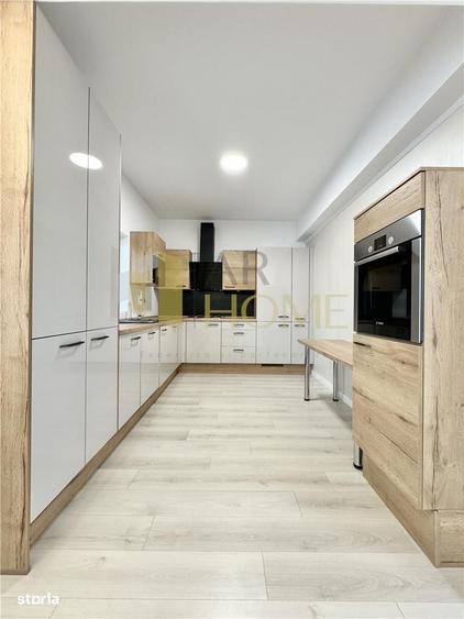 Casă cu 4 camere cu Teren 550 Mp în Central