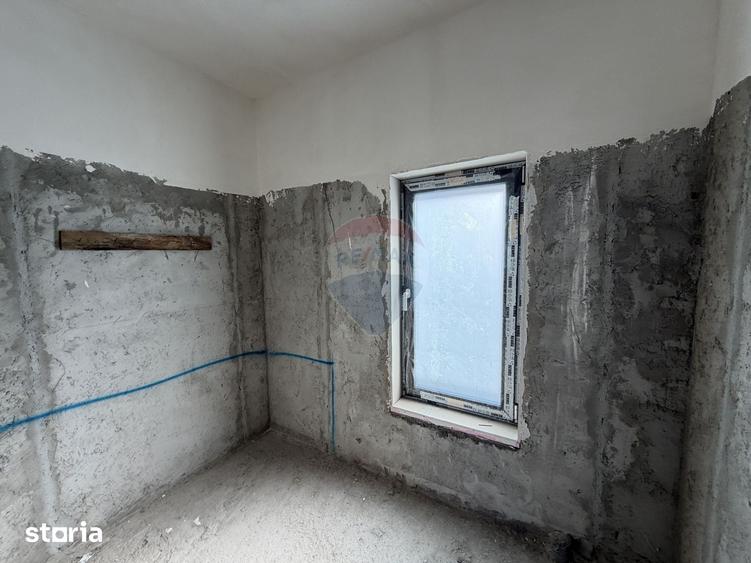 Casă cu 4 camere cu Teren 470 Mp în Câmpineanca
