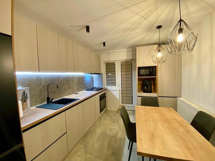 Apartament cu 2 camere decomandat în Decebal