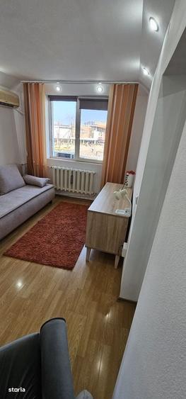 Apartament cu 2 camere semidecomandat în Tomis III
