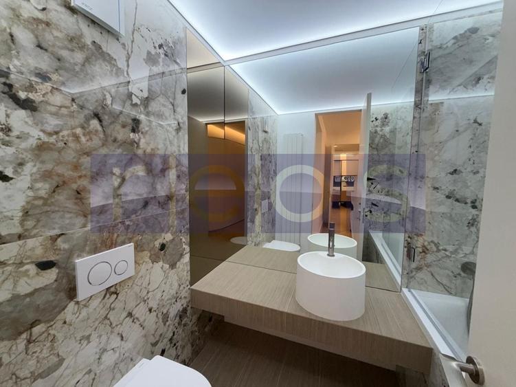 Apartament cu 3 camere, mobilat în Central
