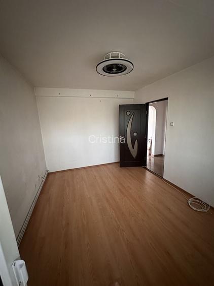 Apartament cu 2 camere de vanzare in Turda, zona Scolii Ioan Opris, pe strada Constructorilor