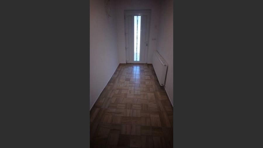 Casă cu 3 camere cu Teren 2116 Mp în Porumbeni