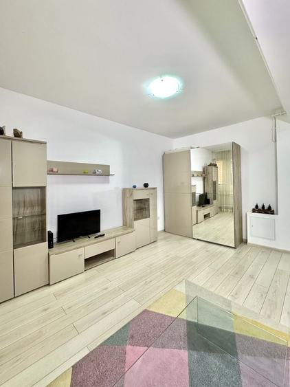 Inchiriez Apartament 2 camere in Militari Residence ! - 6