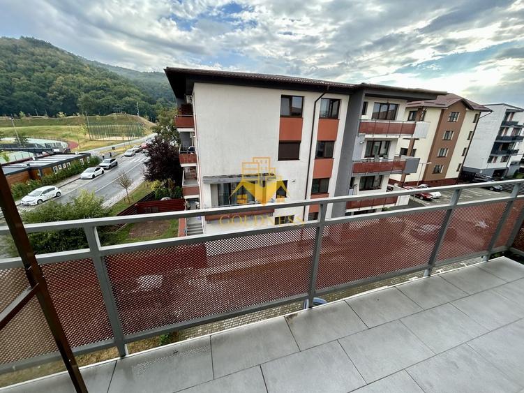 Apartament cu 3 camere semidecomandat, mobilat în Florești