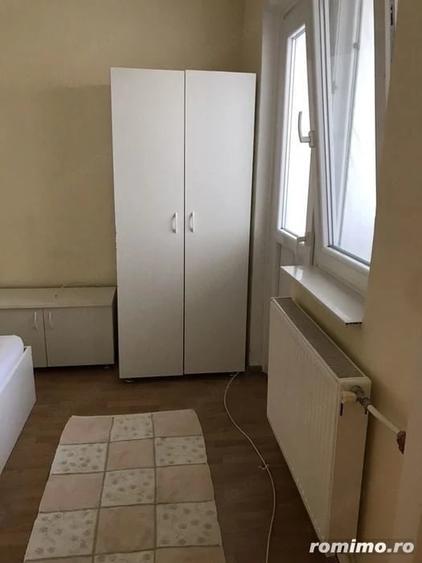 Garsonieră decomandată în Lipovei