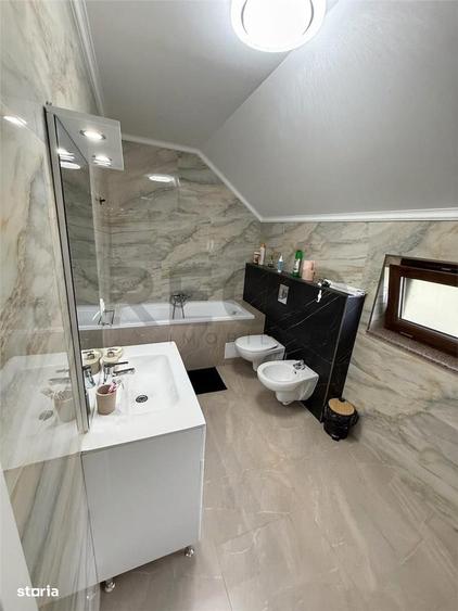 Casă cu 4 camere cu Teren 290 Mp în Sântandrei