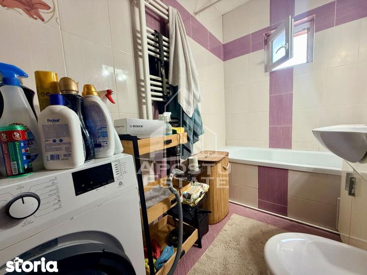 Apartament cu 3 camere, mobilat în Girocului