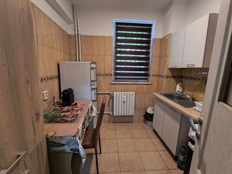 Apartament cu 2 camere semidecomandat în Gara