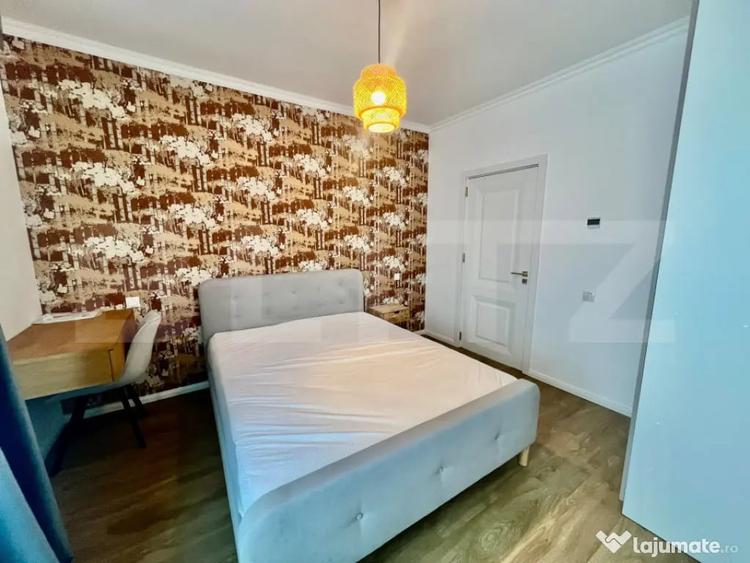 Casă cu 5 camere cu Teren 250 Mp în Florești