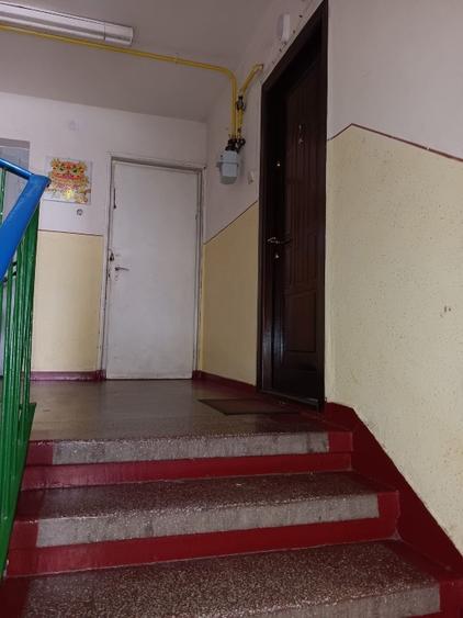 Apartament cu 2 camere nedecomandat, mobilat în Central