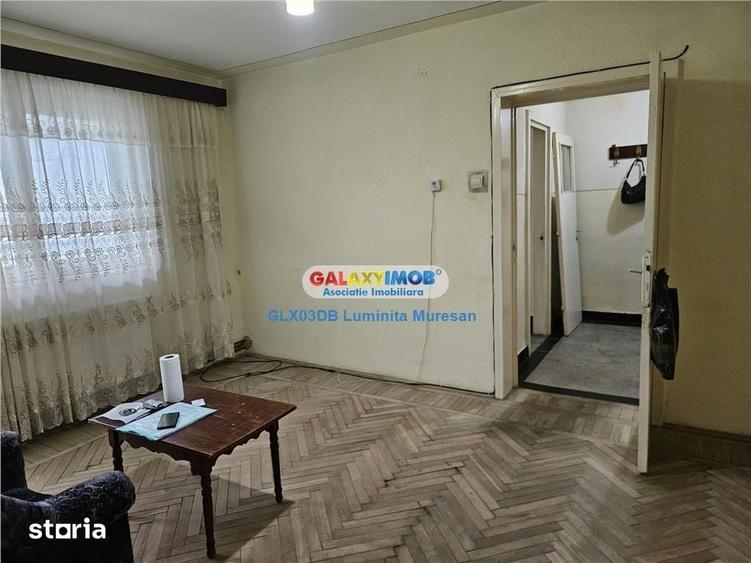 Apartament cu 2 camere semidecomandat în Aleea Trandafirilor