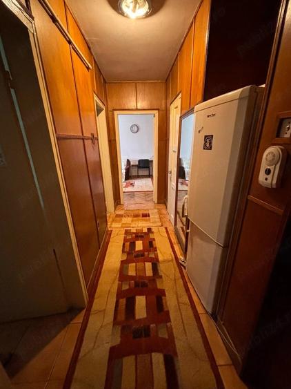 Apartament cu 2 camere nedecomandat în Bucșinescu