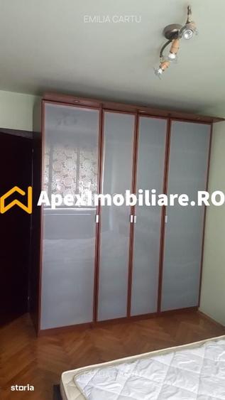Apartament cu 2 camere decomandat în Pajura