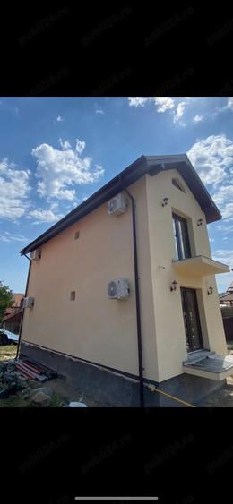 Casă cu 4 camere cu Teren 250 Mp în Central