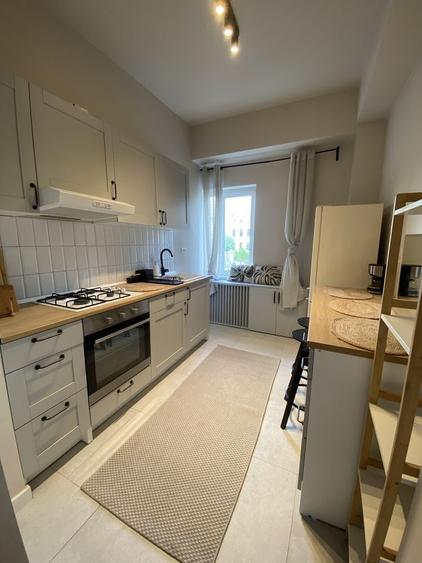 Apartament cu 2 camere semidecomandat în Universitate