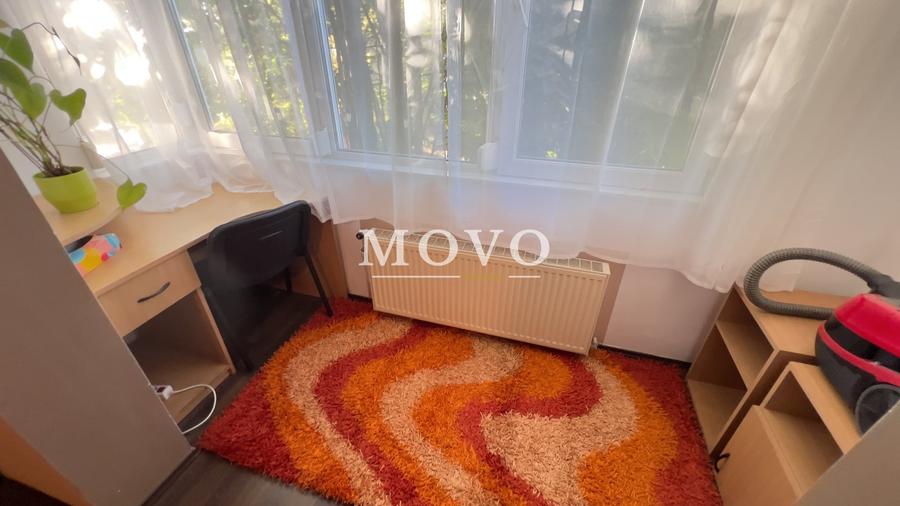 Apartament cu 3 camere decomandat, mobilat în Lunei
