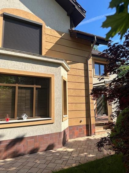 Casă cu 4 camere cu Teren 620 Mp în Trivale