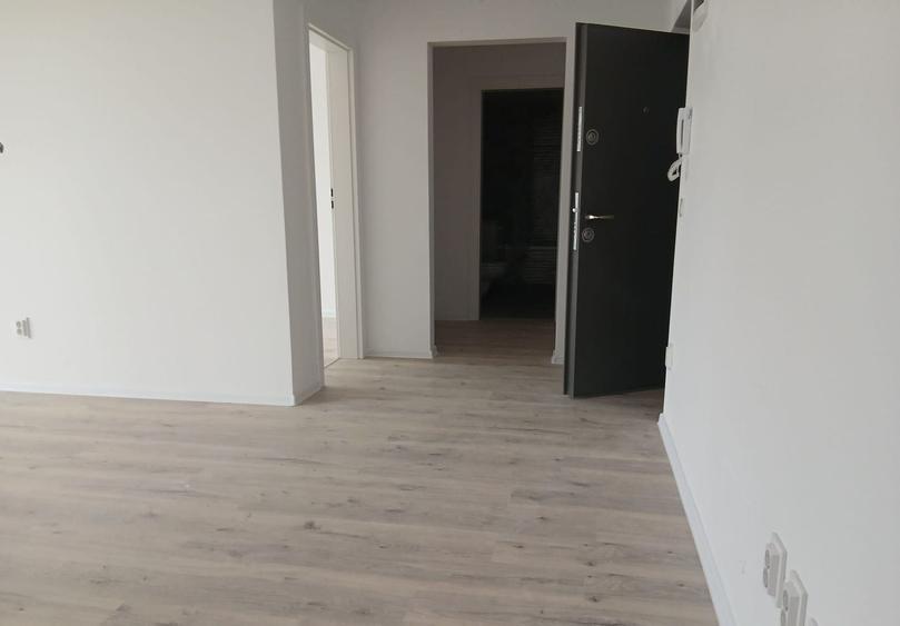 Apartament cu 3 camere în Sud