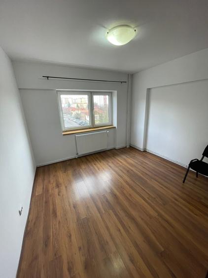 Apartament 3 camere de inchiriat - 4