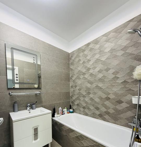 Apartament cu 2 camere decomandat în Păcii