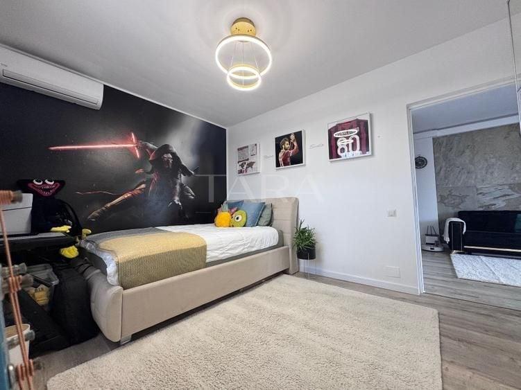 Apartament cu 3 camere semidecomandat, mobilat în Dâmbul Rotund