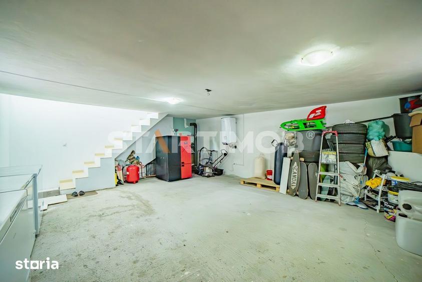 Casă cu 5 camere cu Teren 300 Mp în Sânpetru
