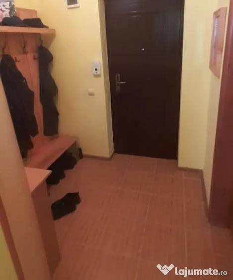 Garsonieră decomandată în Florești