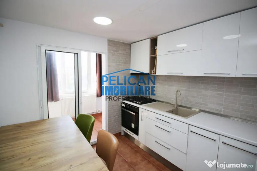 Apartament cu 3 camere decomandat, mobilat în E3