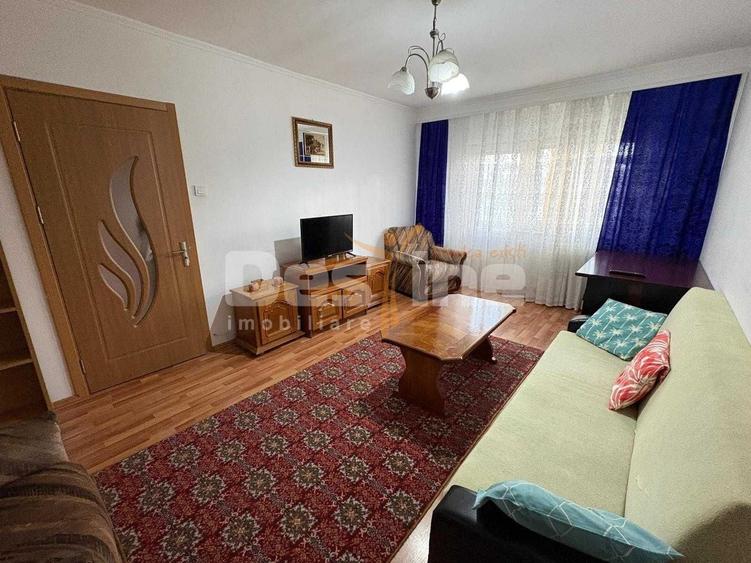 Apartament cu 2 camere decomandat, mobilat în Dacia