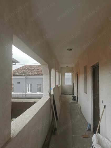 Casă cu 6 camere în Aghireșu
