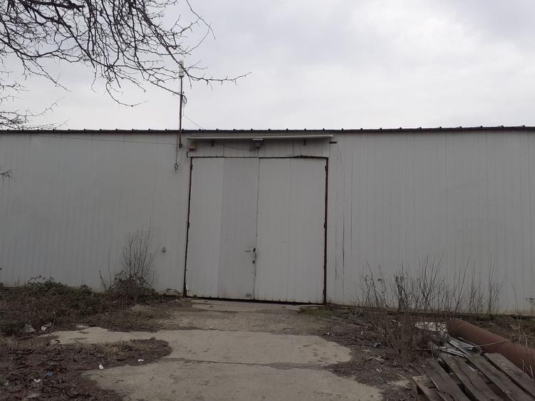 Spațiu industrial, de 725 mp, în Exterior Est